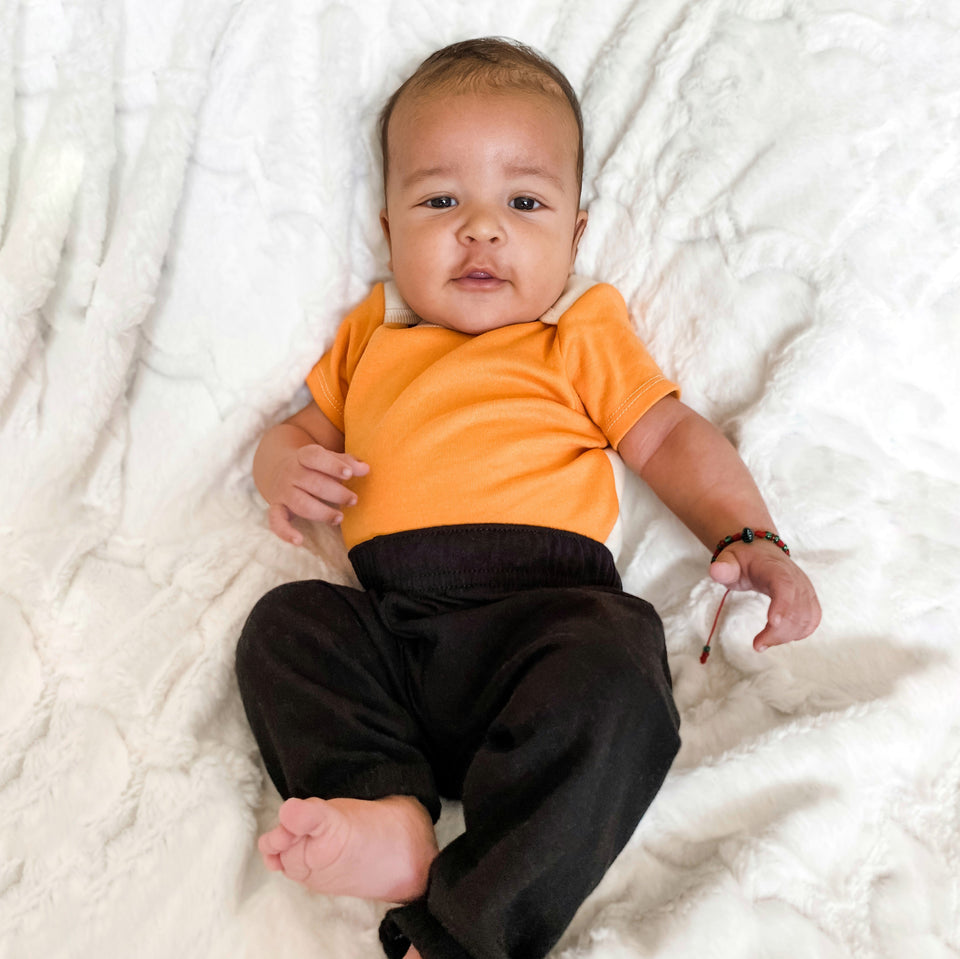 PERFECT FOR LAYERING BoomBoom® Blowout Bodysuits are great on their own with disposable or cloth diapers, but also perfect for layering underneath any other clothing. Helping protect sheets, furniture, and favorite outfits from dreadful messes